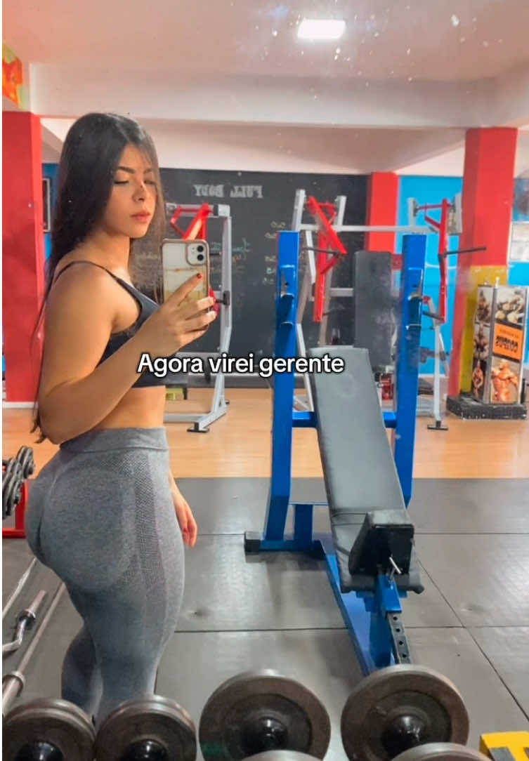 @_thatasantoss_