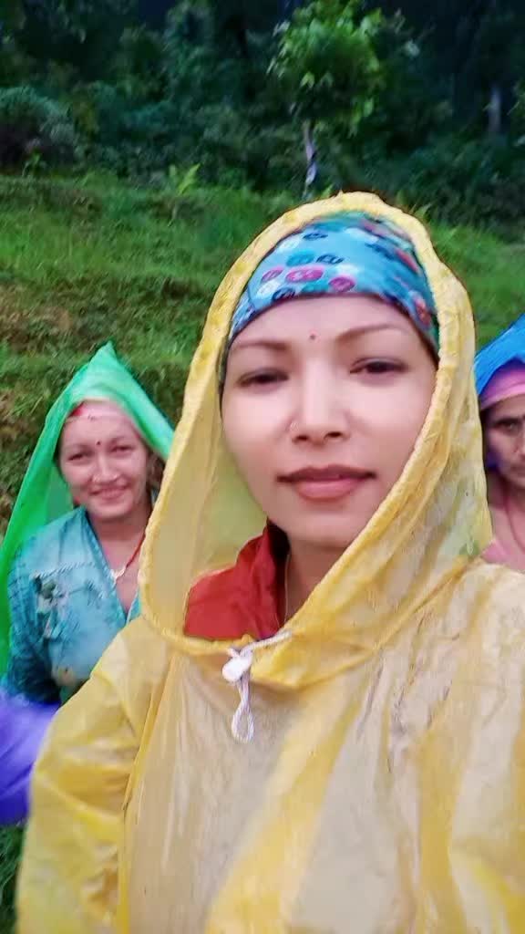 @Durga Gc KhadkaЁЯШШЁЯеА
