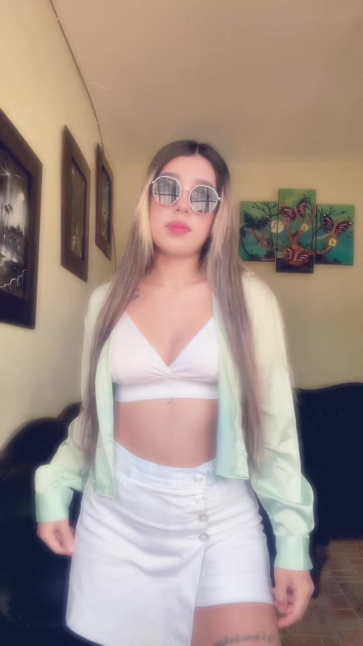 @NaomySC🫦🔥