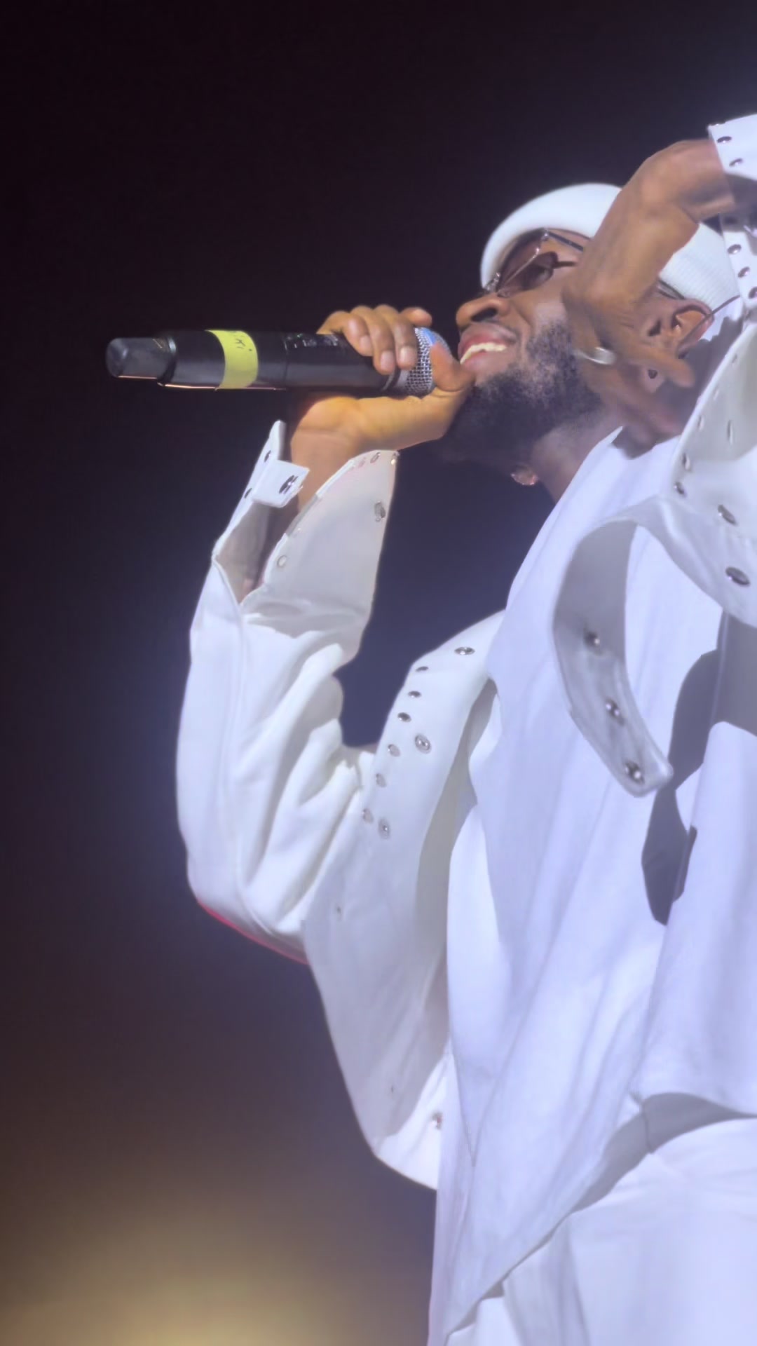 @OMAR COM