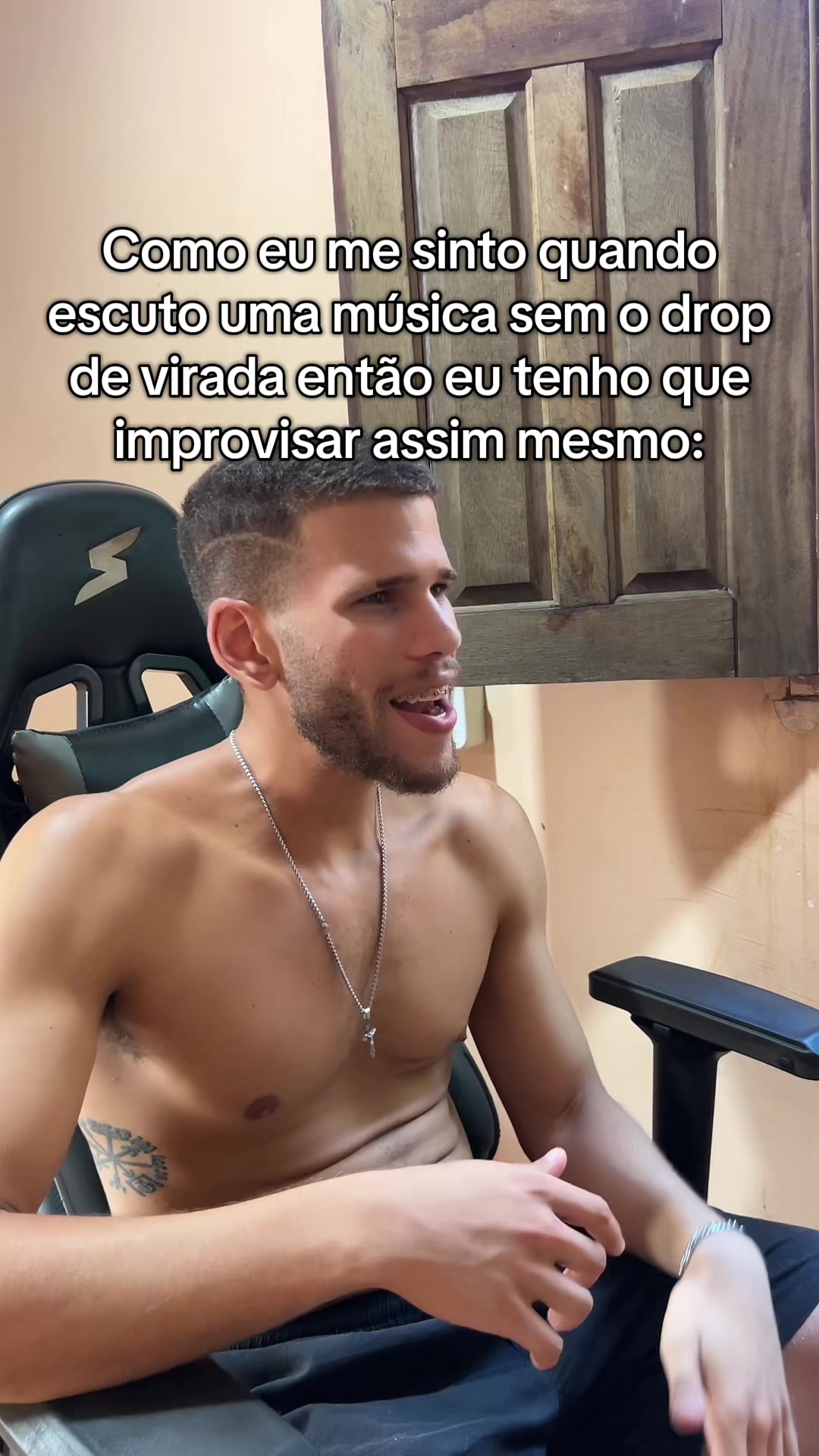 @Vitor Macario