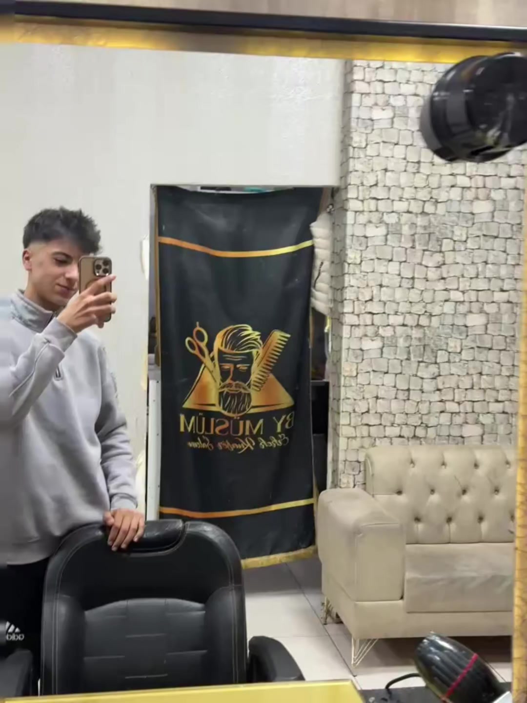 @DMR🦅