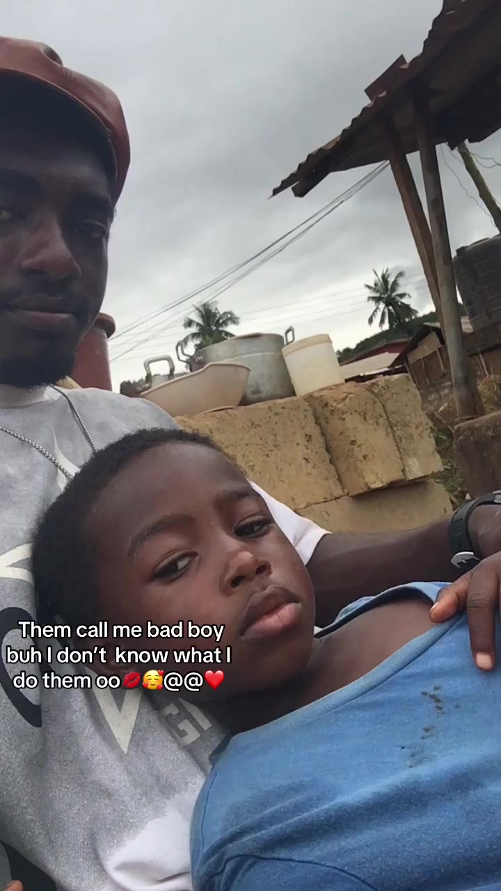 @3NY3 B3T33🇬🇭🇬🇭🇬🇭🇬🇭😆