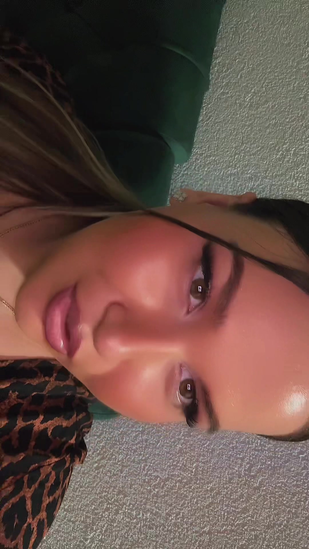 @𝓗𝓪𝓵𝓲𝓵𝓸𝓿𝓲𝓬