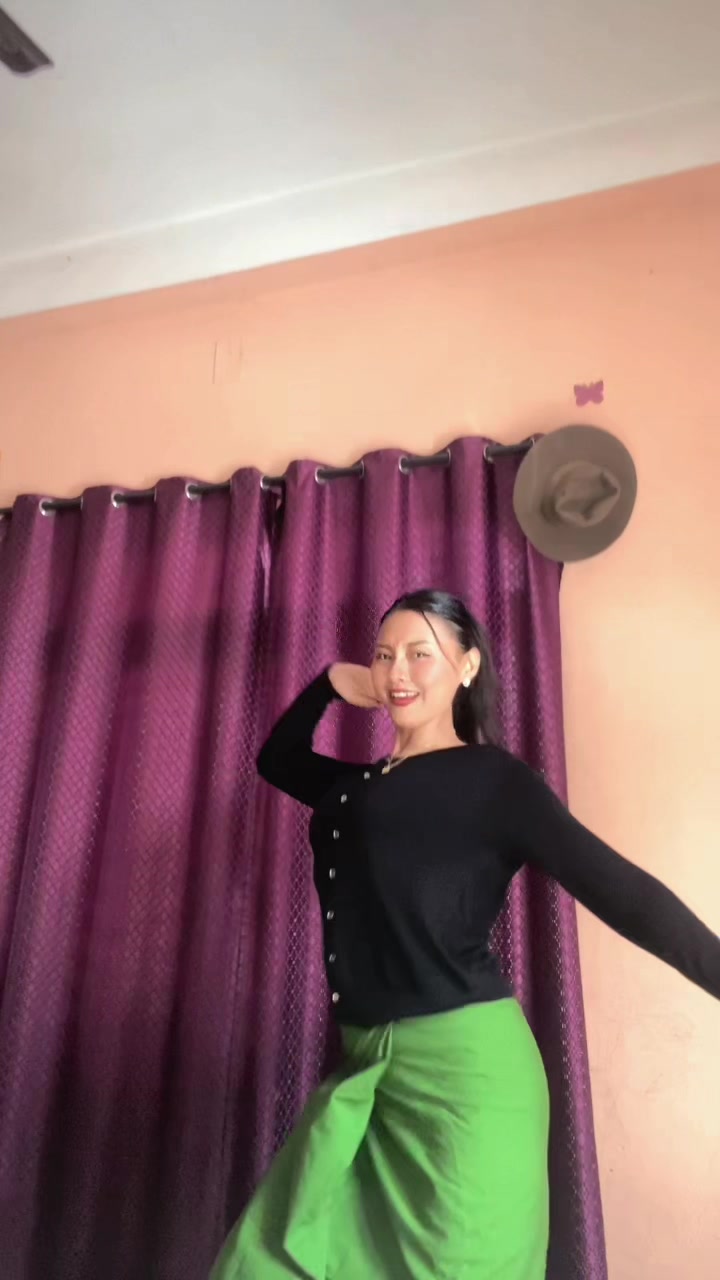 @😻