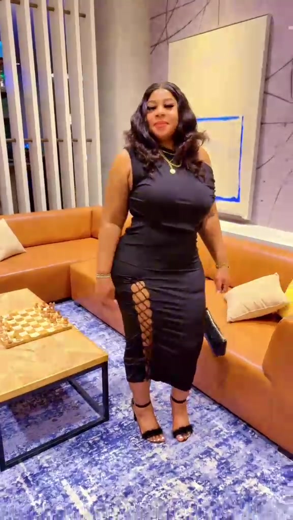 @LolaTokfinds