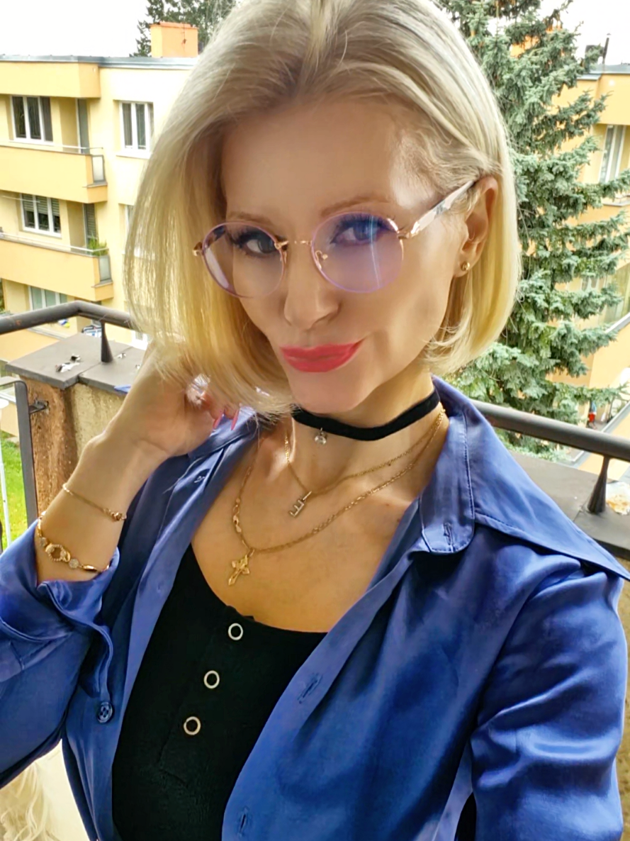 @Малышка💘