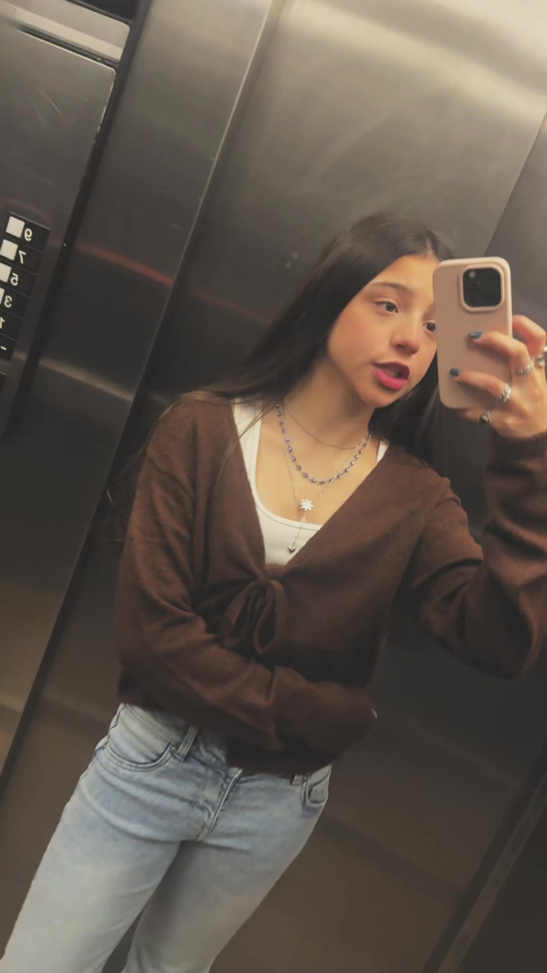 @Vicky💋💋