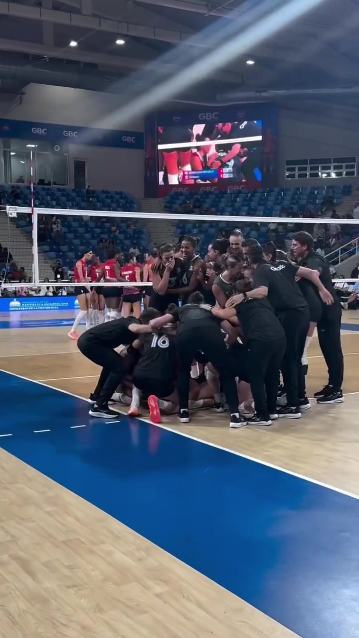 @Volleyball Canada