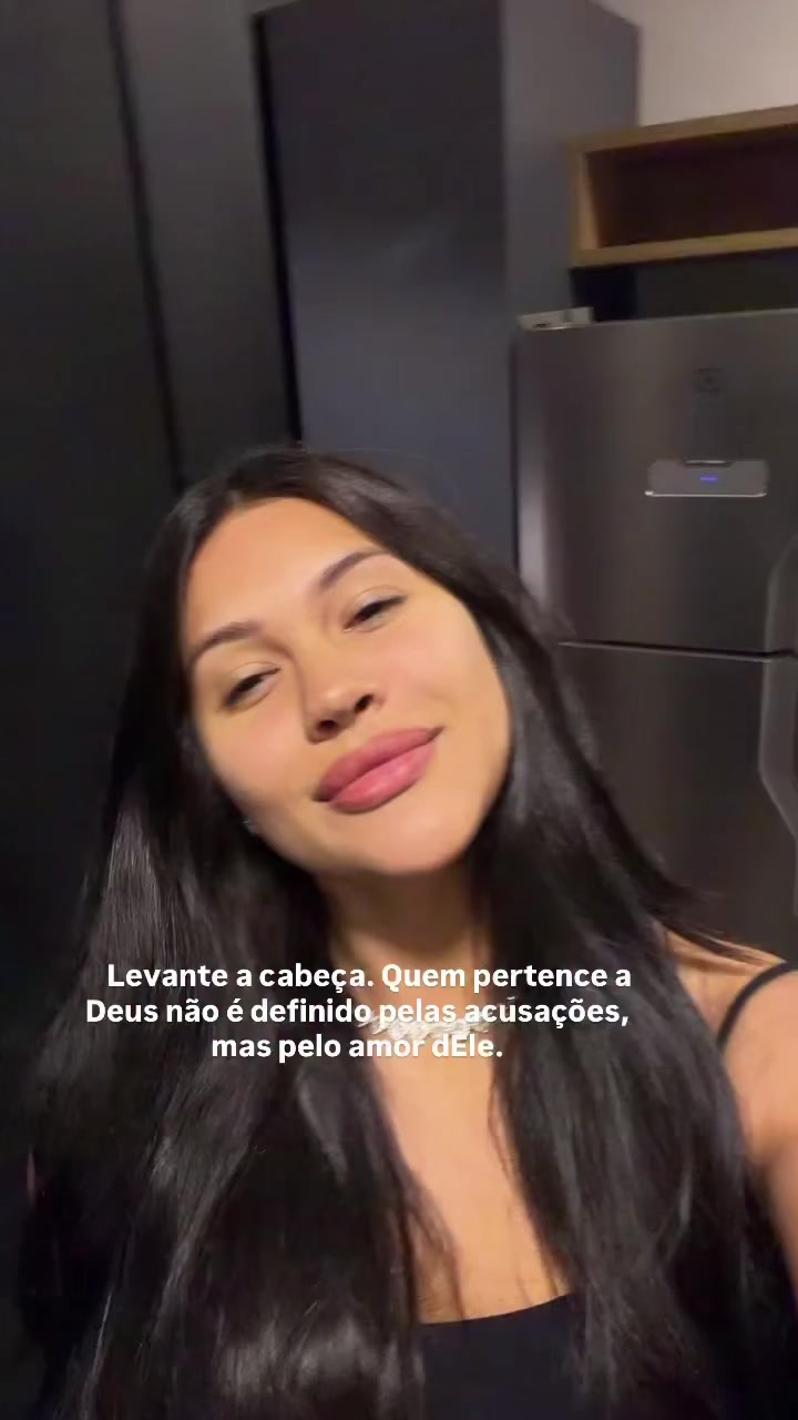 @Ayarla Souza