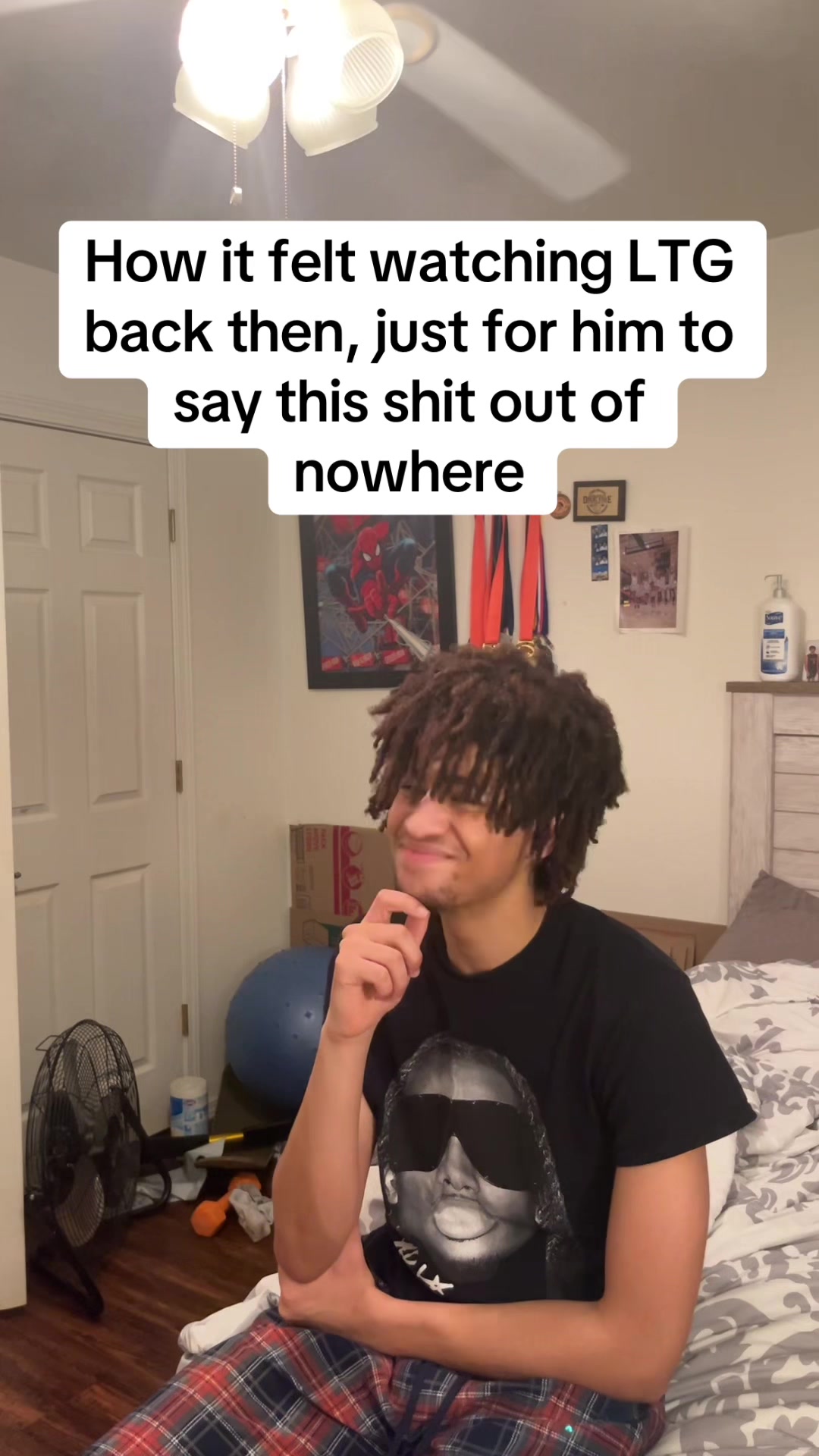 @ITZZ$kovie