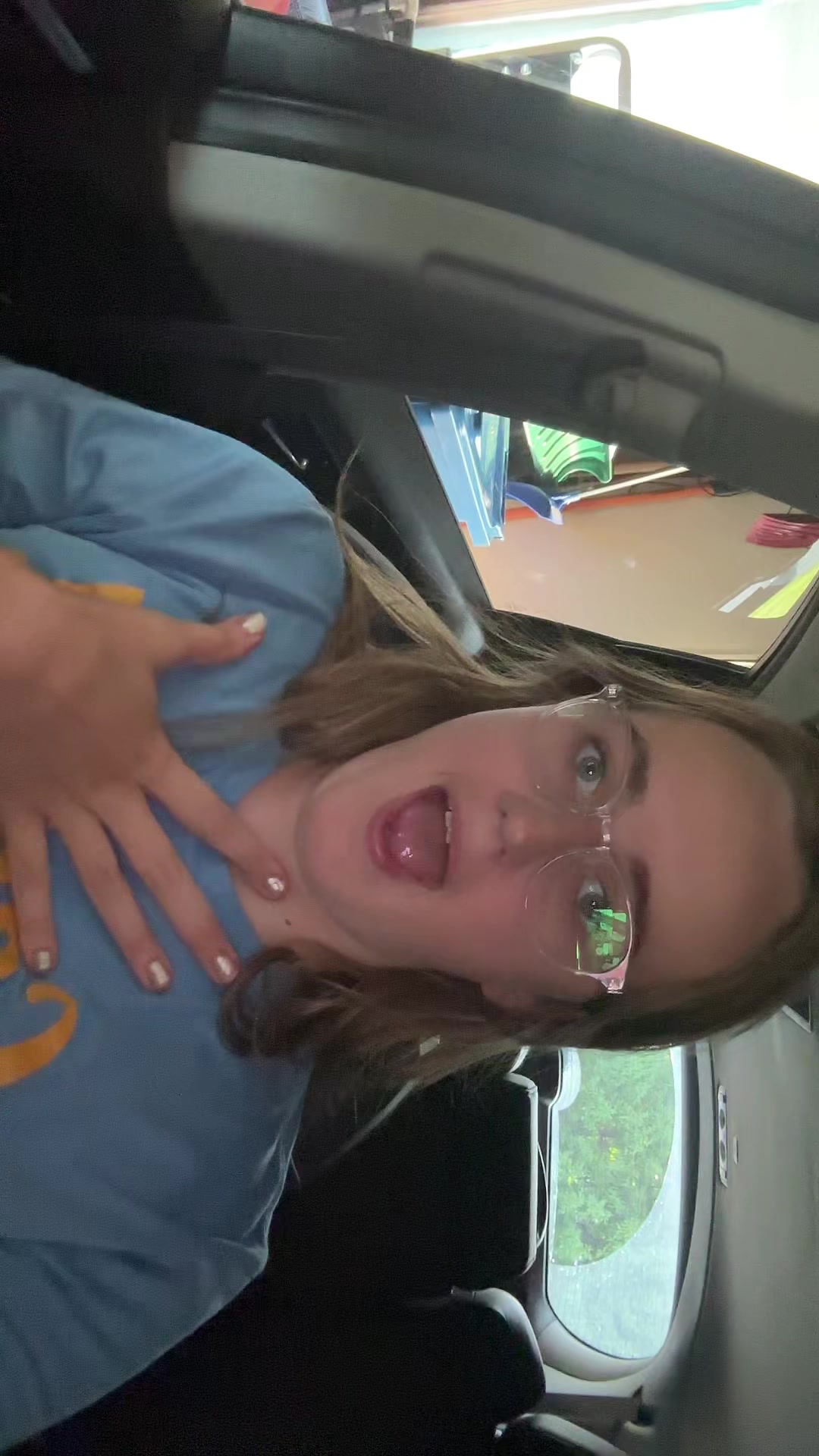@Lillysmall