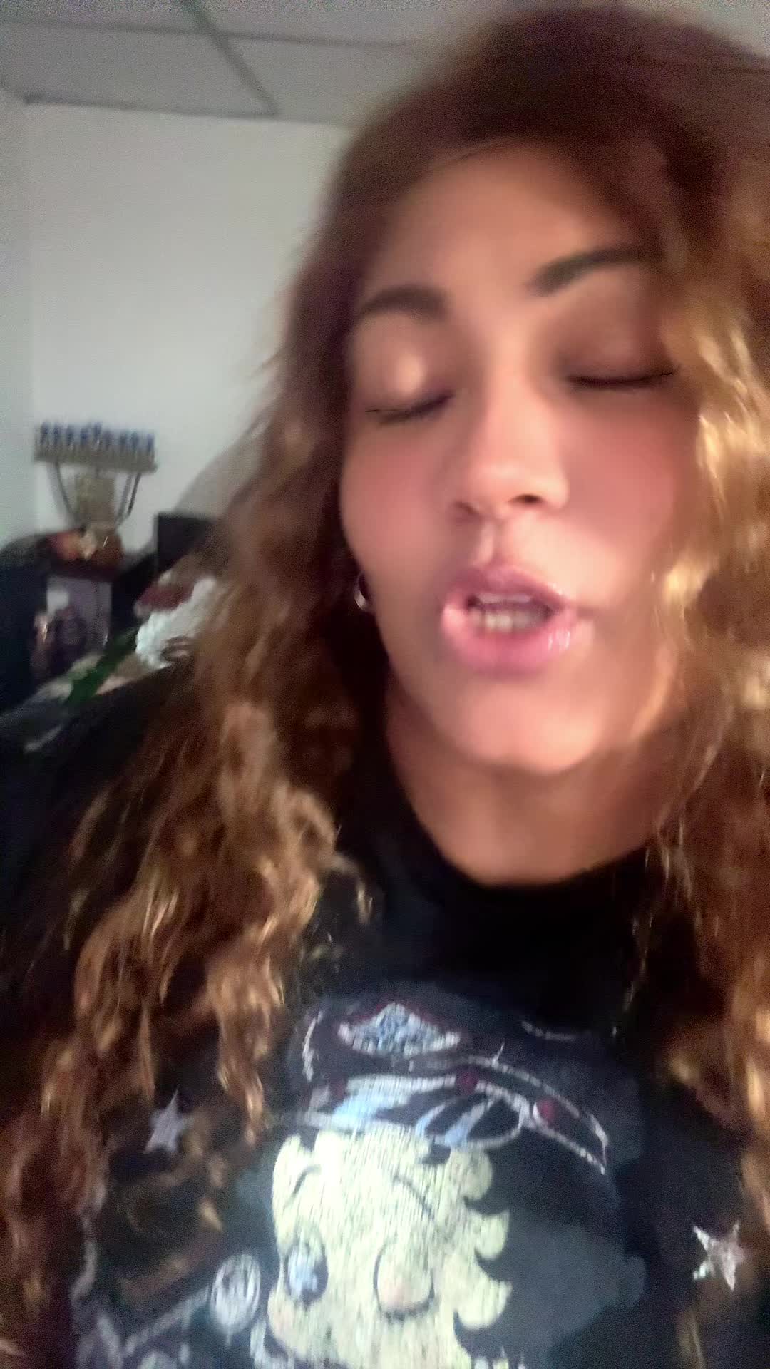 @Fior Vásquez