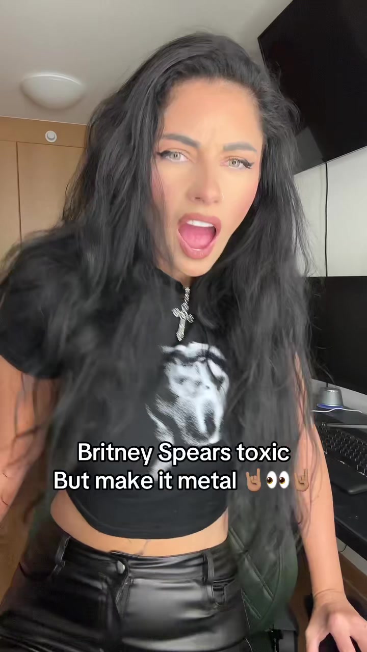 @victoria.x.noire