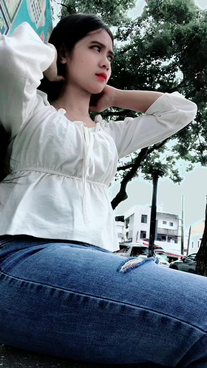 @Gadis Blitar 🇮🇩