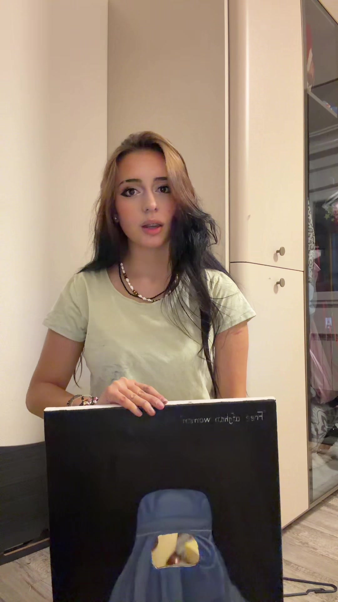 @Leonisa
