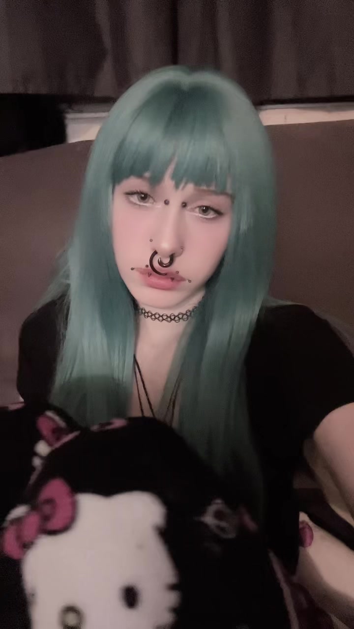 @deadgothlia
