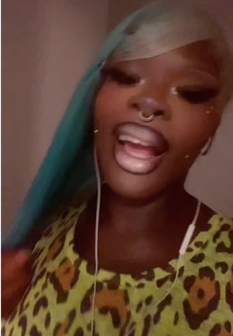@#KenDaBarb