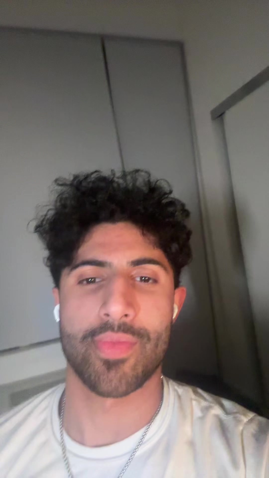 @varun_gadu