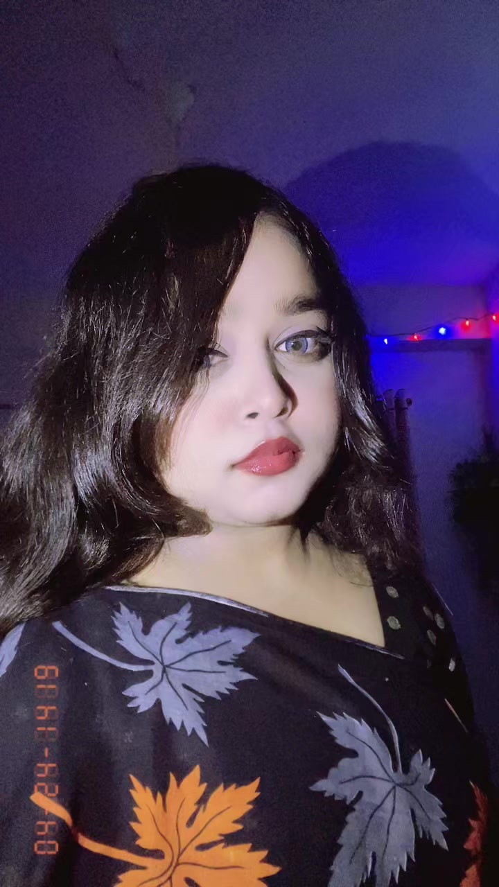 @👸
