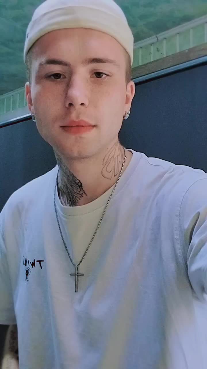 @Ангелочек 👼