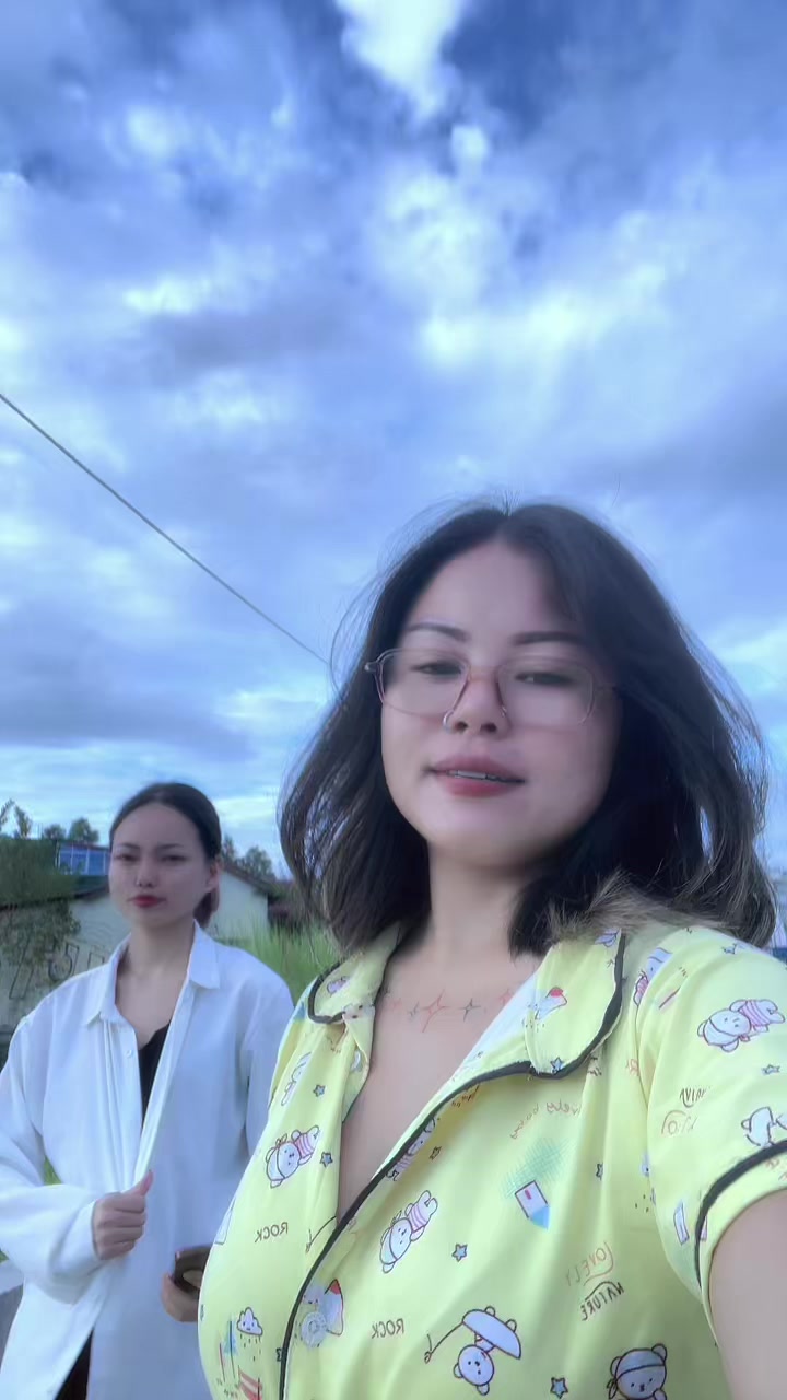 @luna10