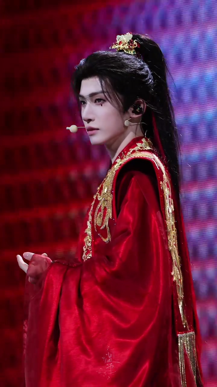 @Araxia Yu o.O