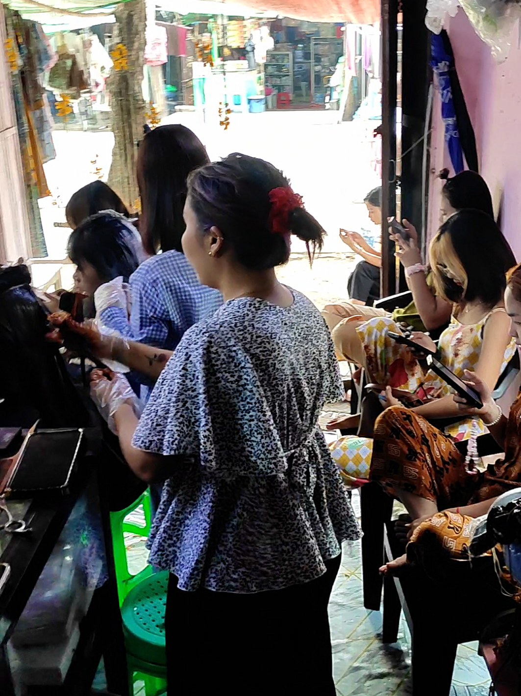 @ဆု Beauty Salon(လှိုင်သာယာ)