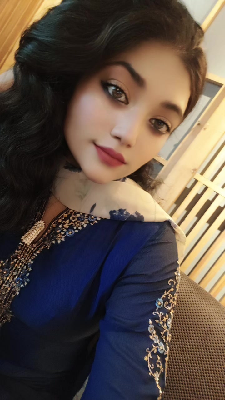 @❤️𝓛𝓾𝓬𝓴𝔂 𝓐𝓷𝓪❤️