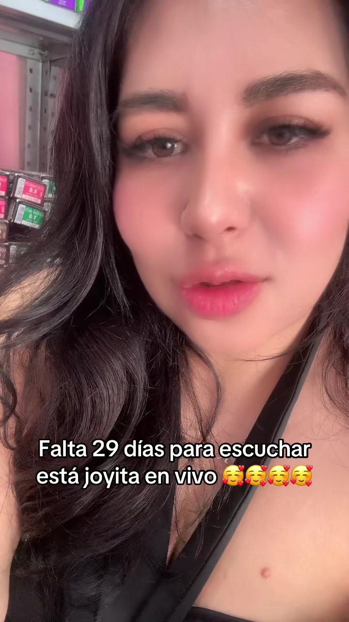 @❤️🔥🩴Andrea Guevara