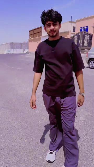 @emikhan1234k01