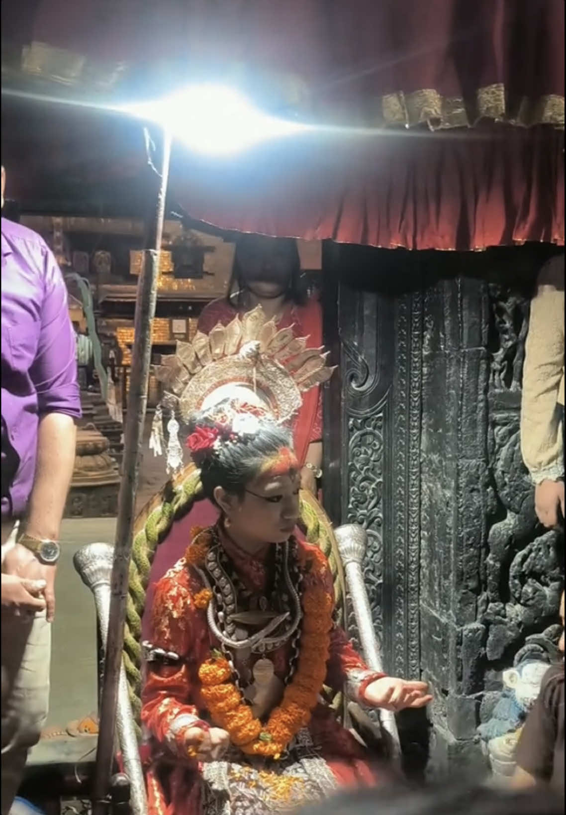 @झी नेवा पी