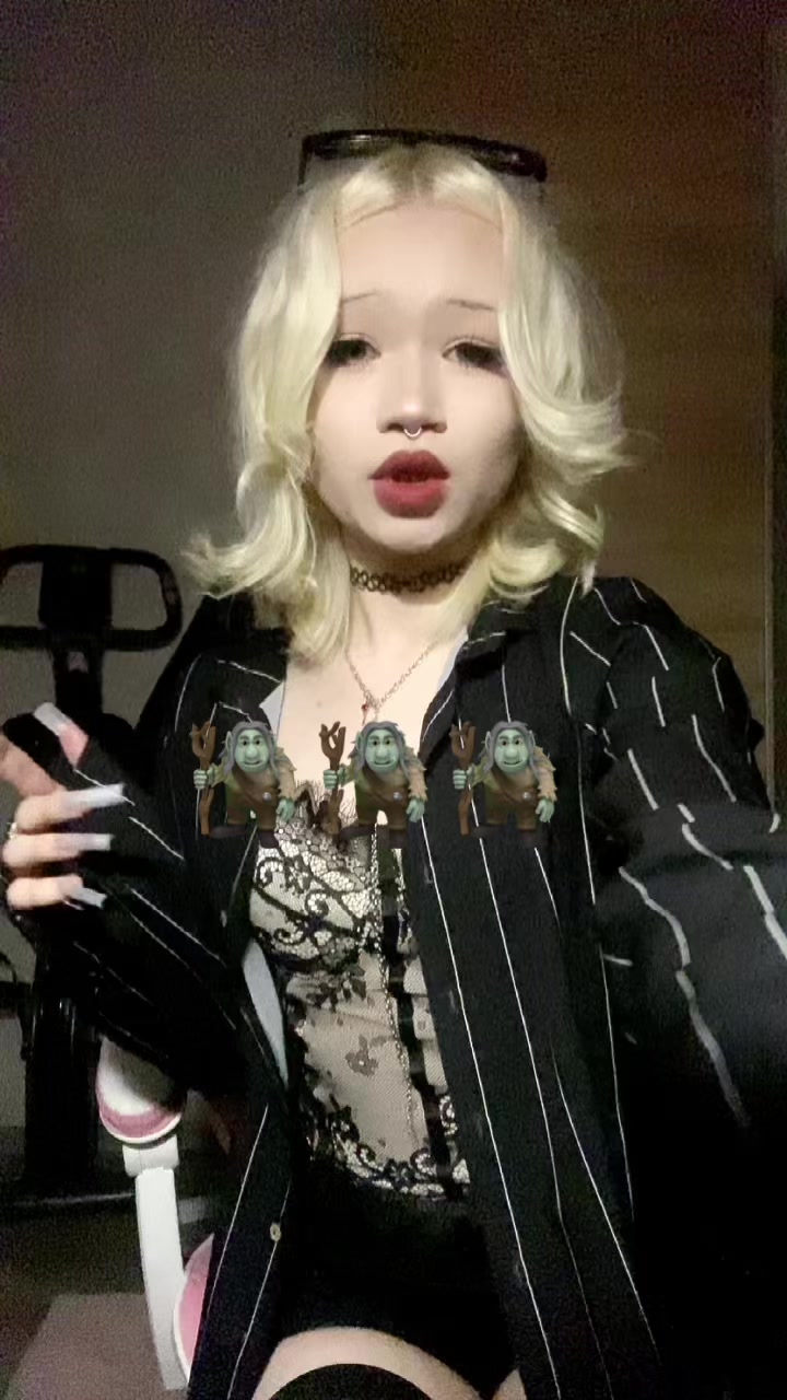 @лиза пятка