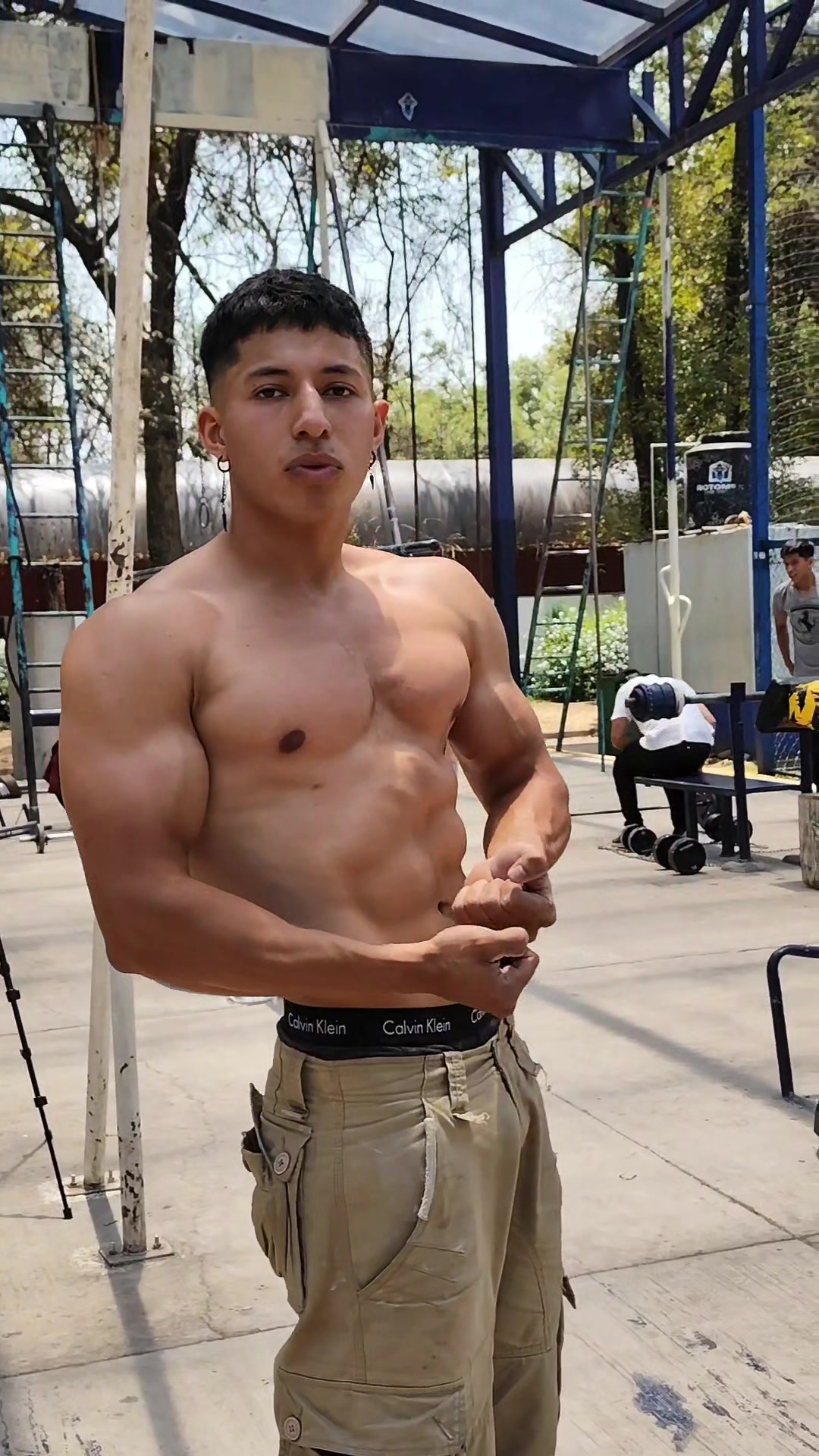 @alienboy_prax