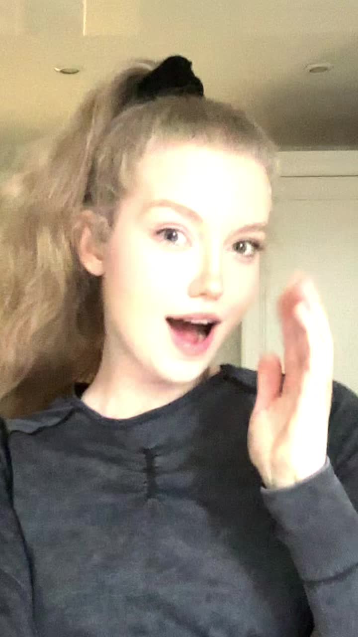 @Злата Кисс🐾