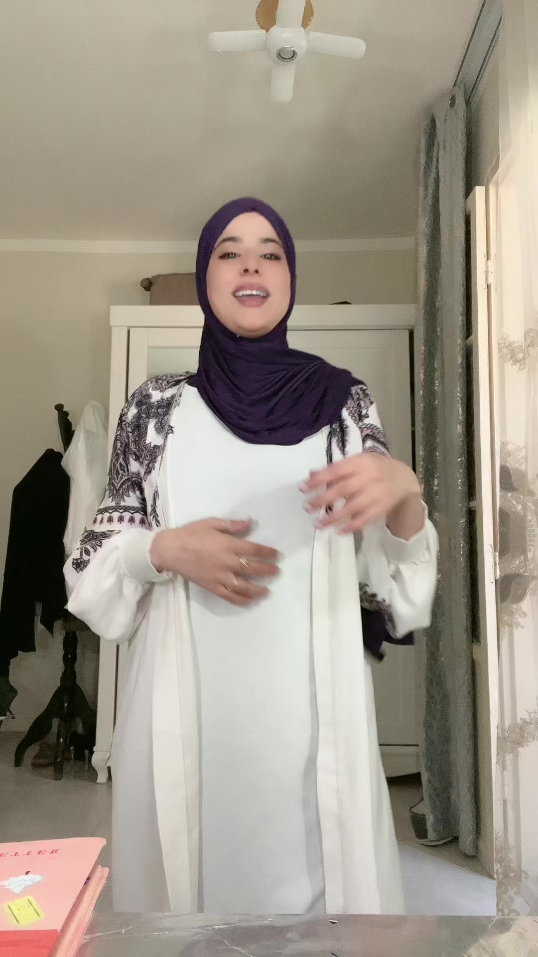 @بثينة شيبان Bouthaina Chibane
