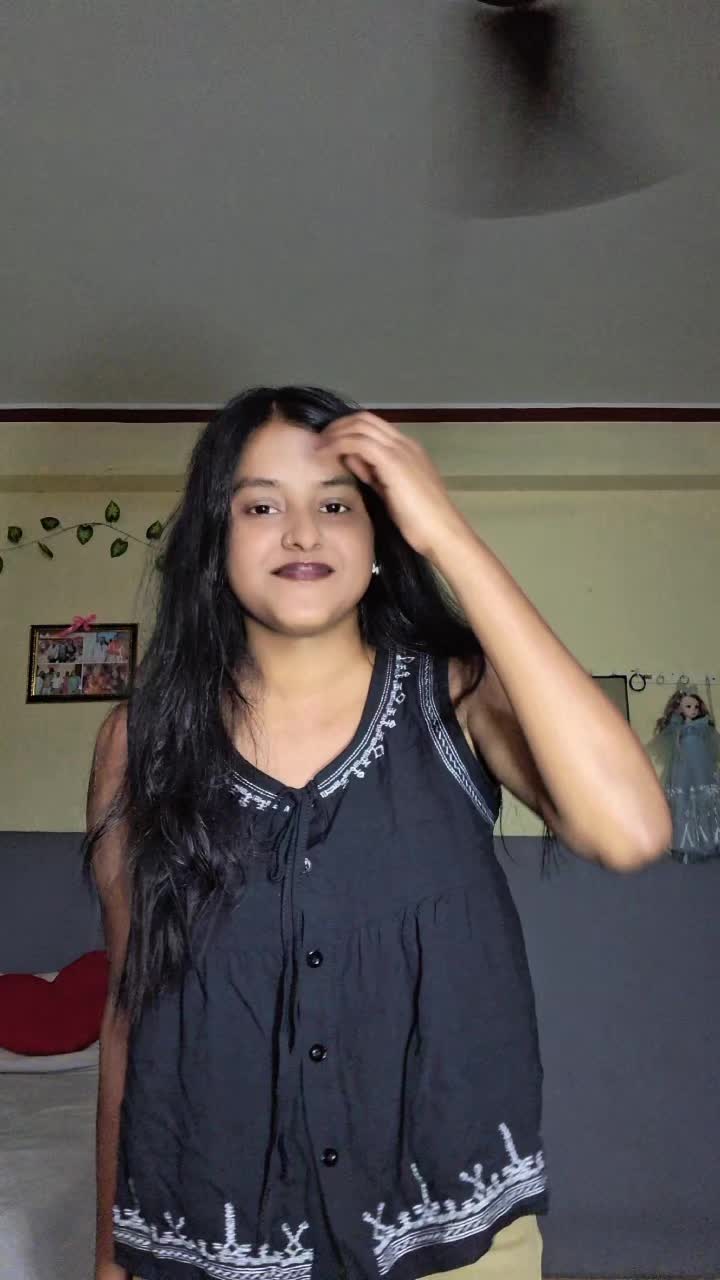 @Nisha Yadav🦋