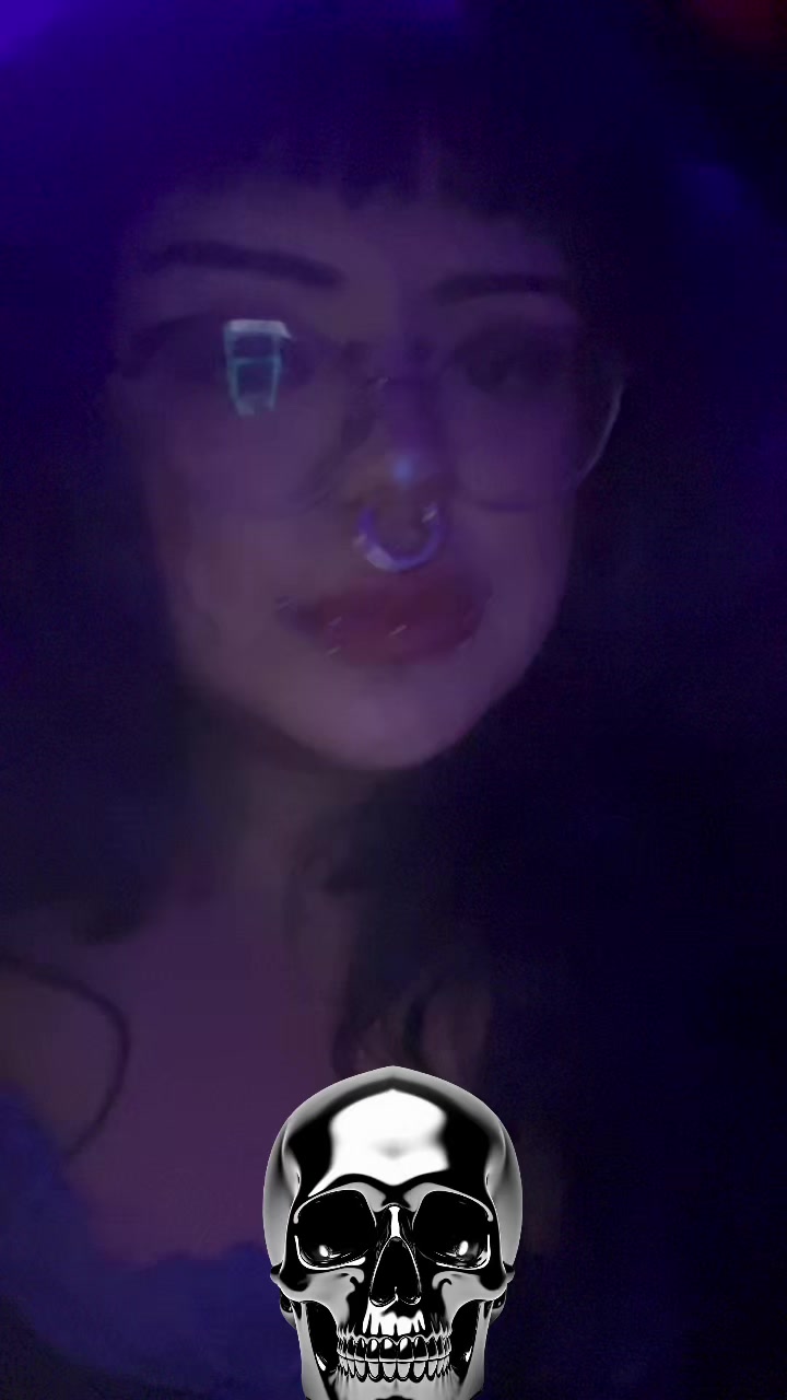 @bella