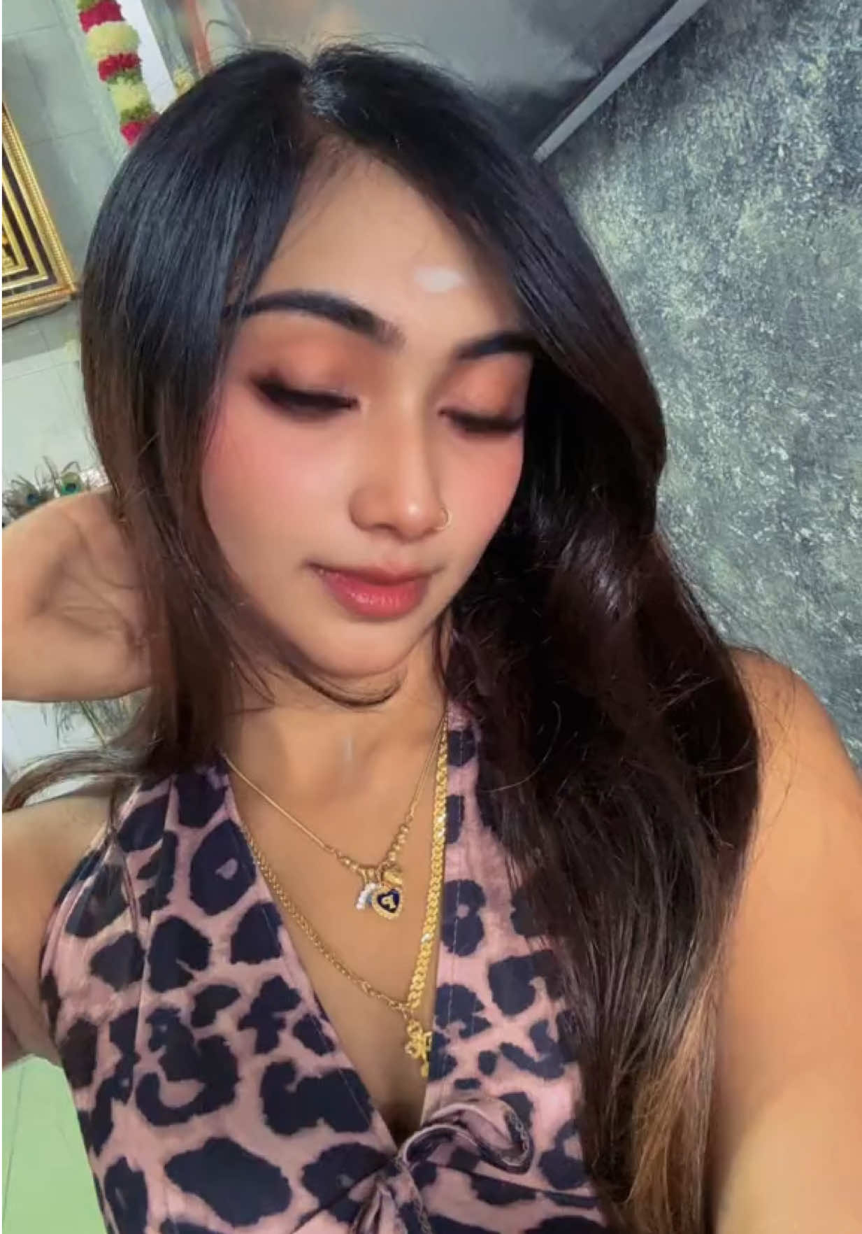 @Poovaa06