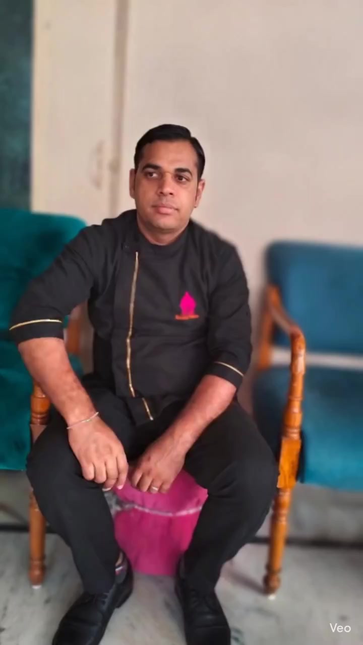 @LaXMAN Singh