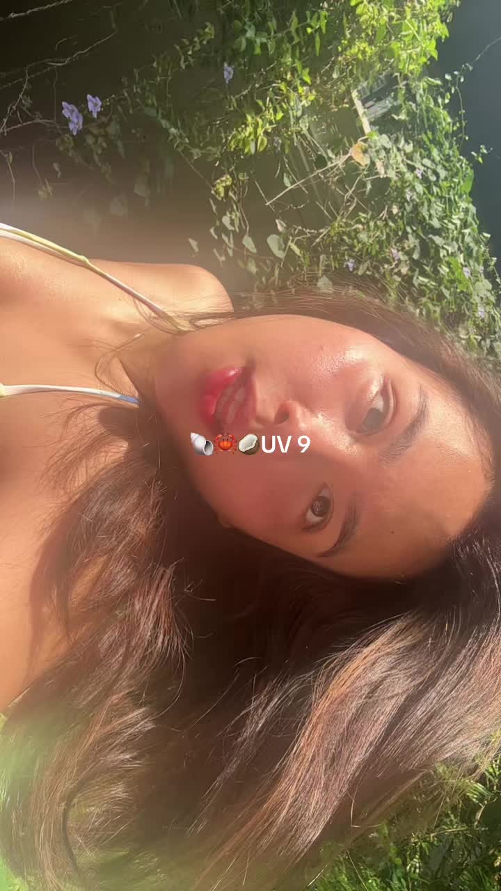 @audreyfayes