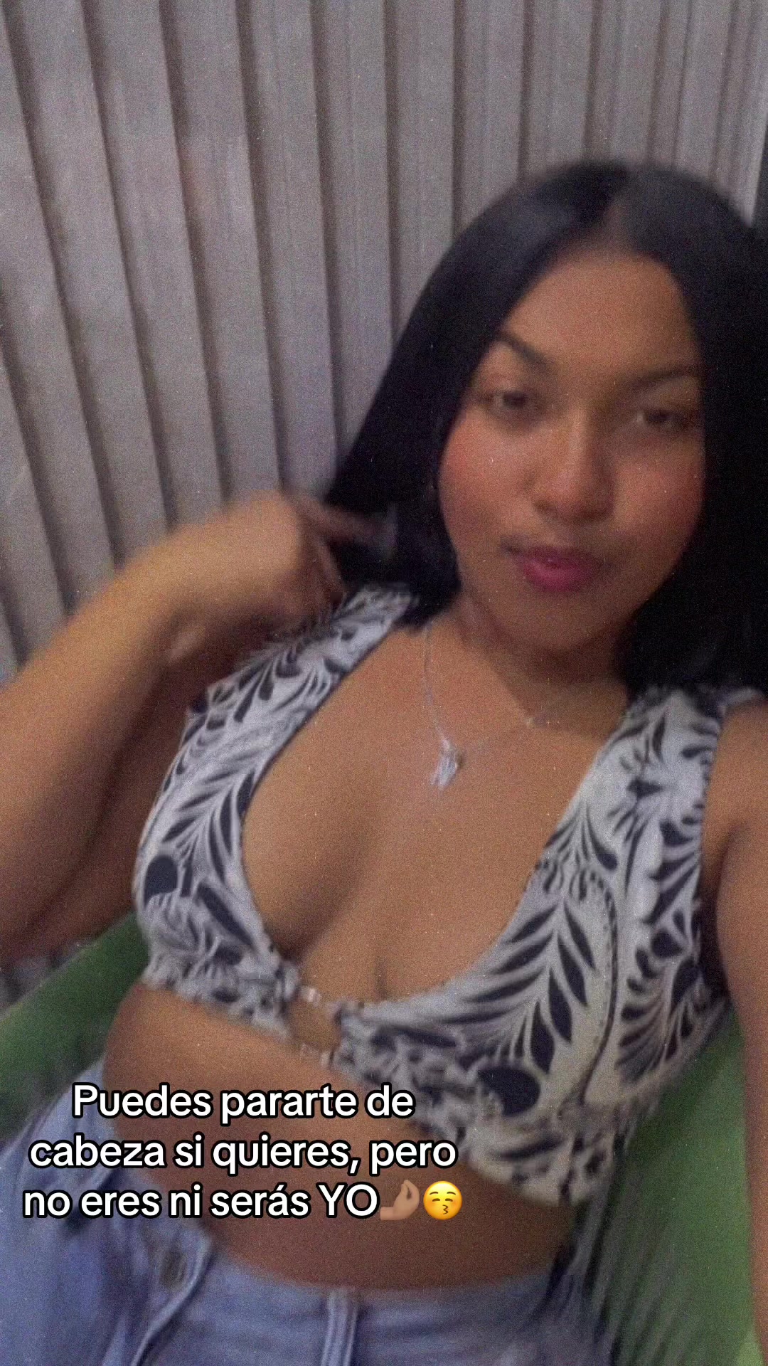 @nicol__canela