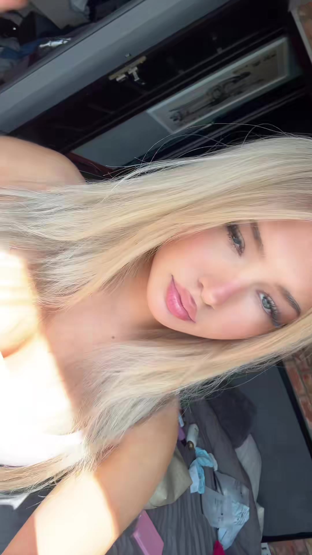 @Nekolie_2