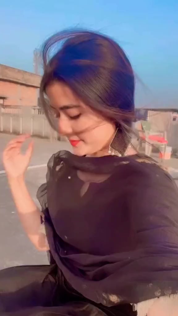 @zainab khan