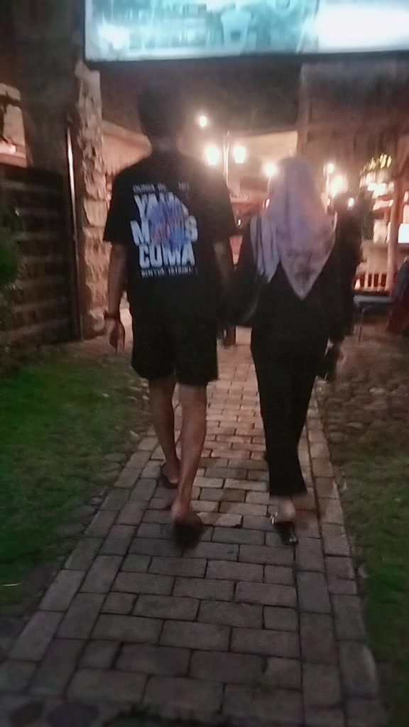 @Cewek Sagitarius♐