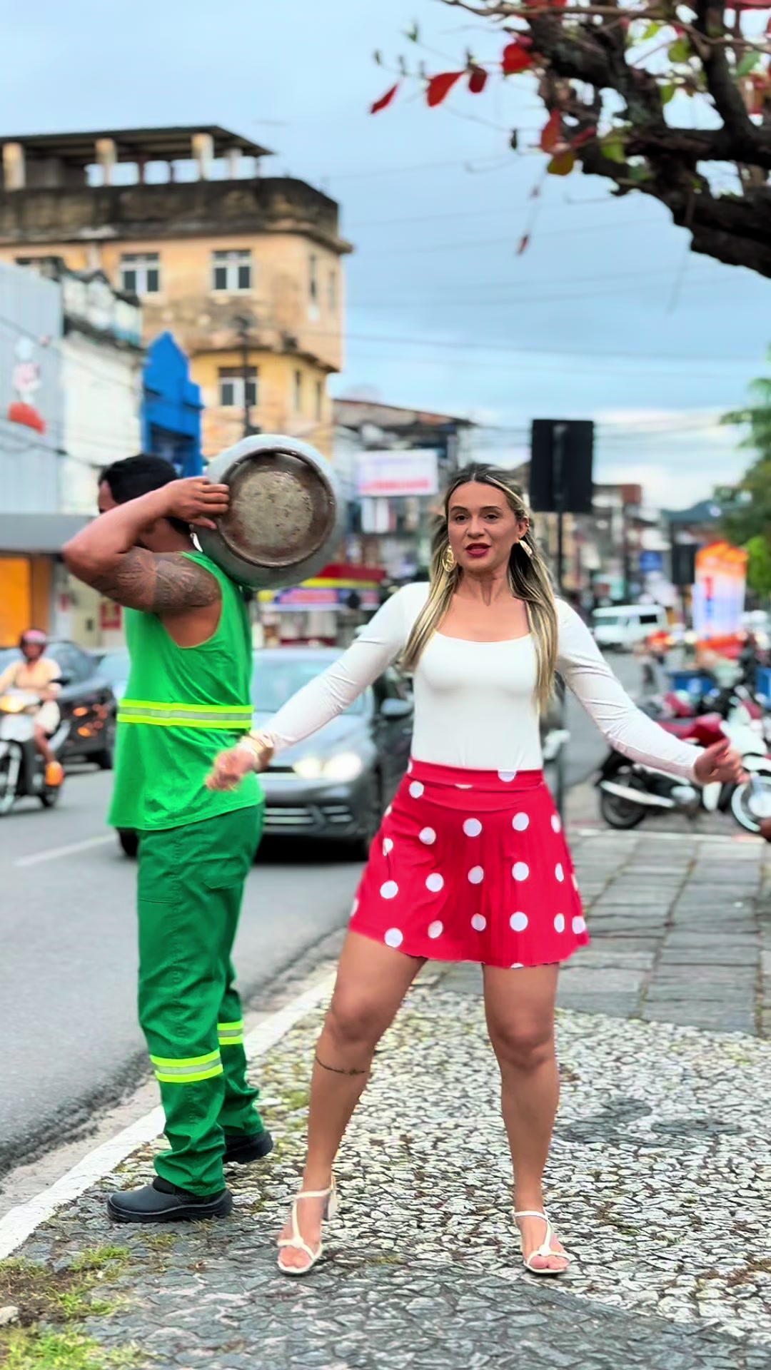 @elaiseamorim
