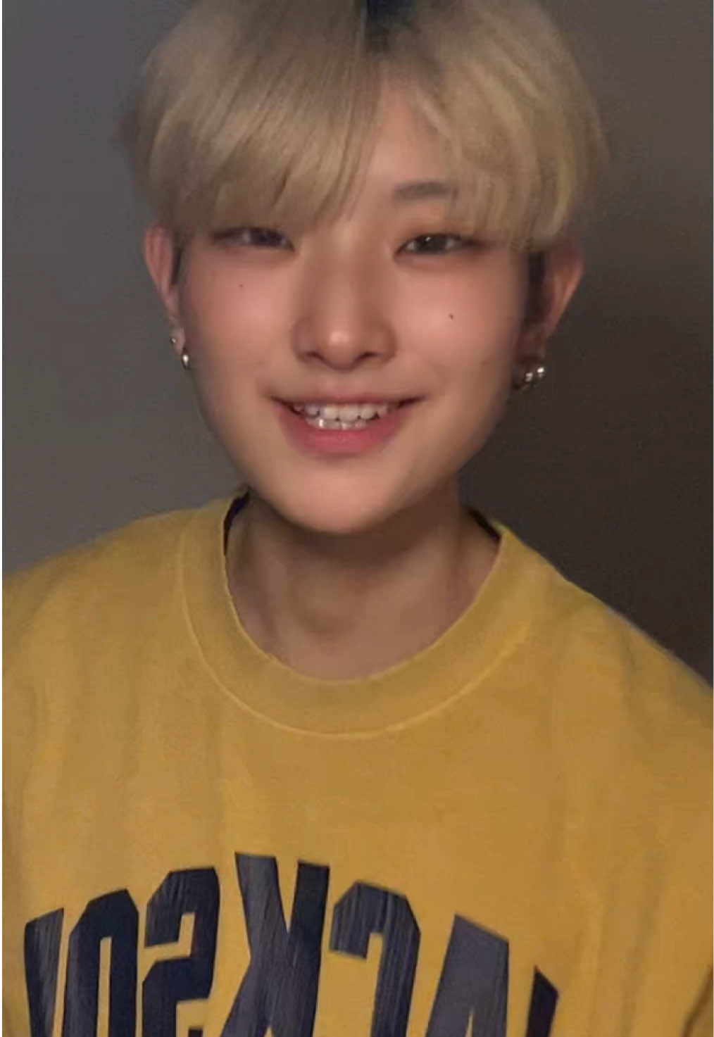 @수현