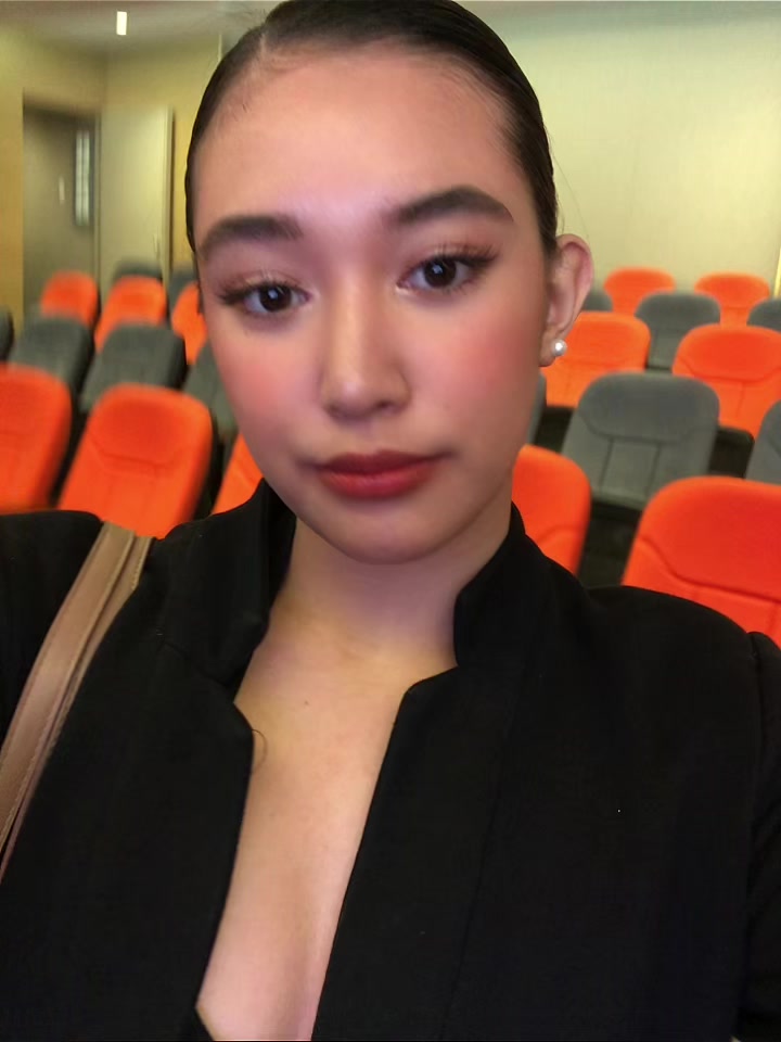 @Jeydi