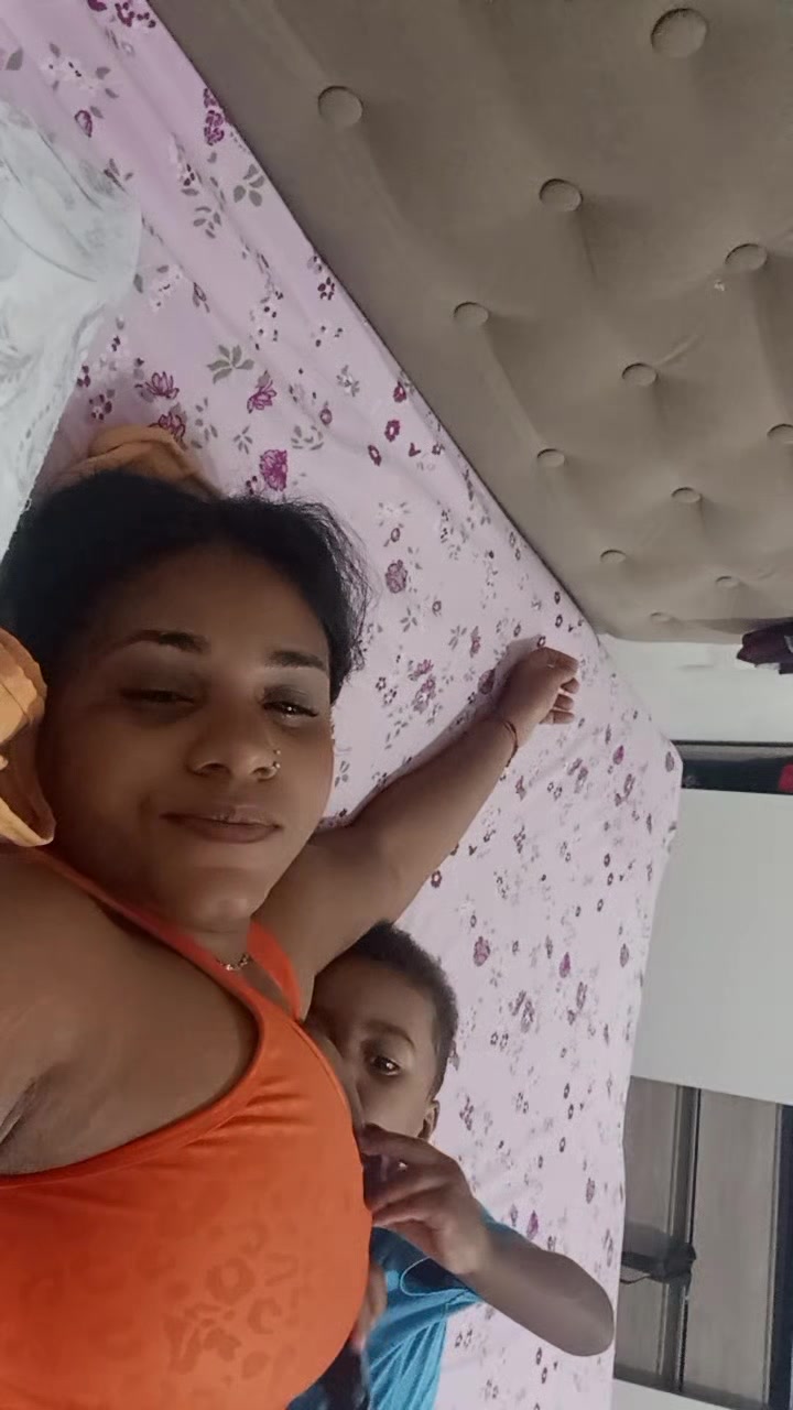 @MamãeTatiiPinheiroOfc