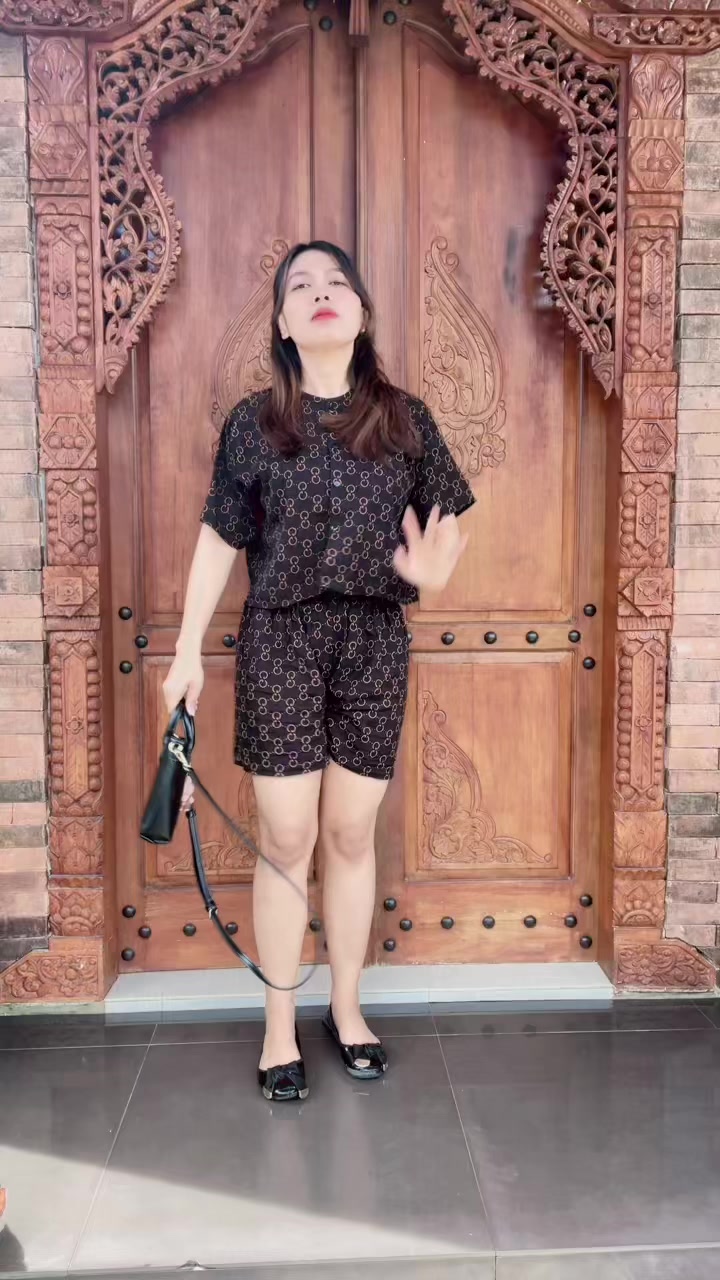 @Emywijaya